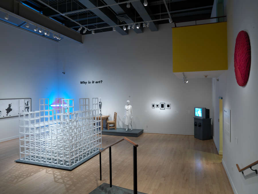 view exhibition image