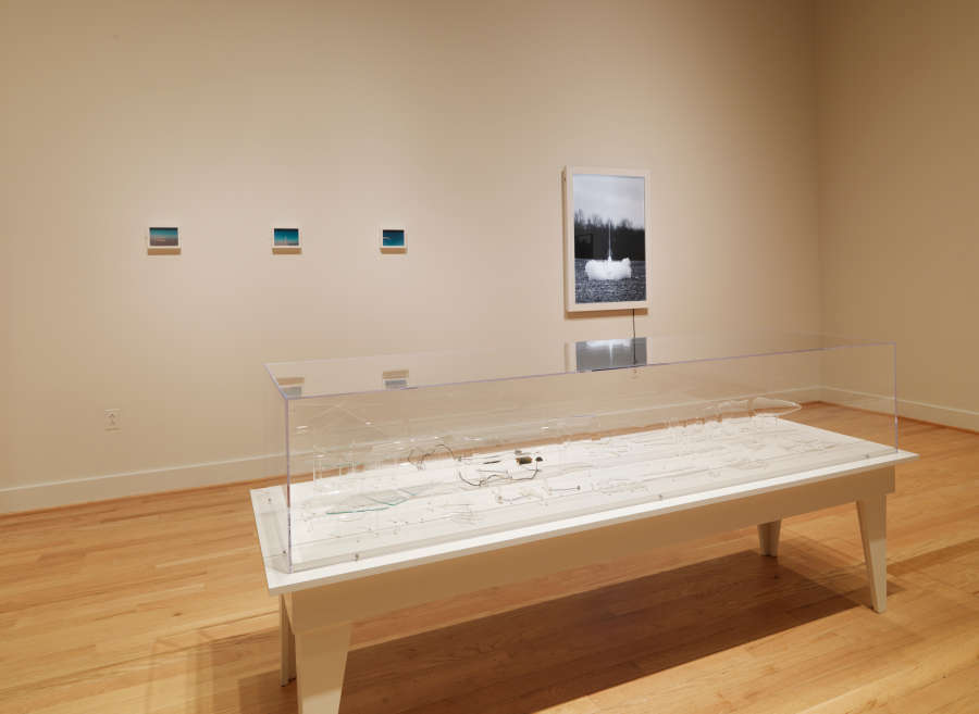 view exhibition image