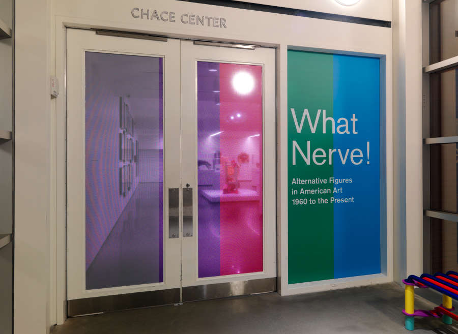 view exhibition image