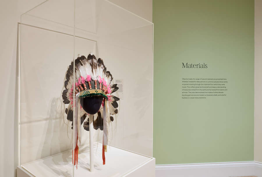 view exhibition image