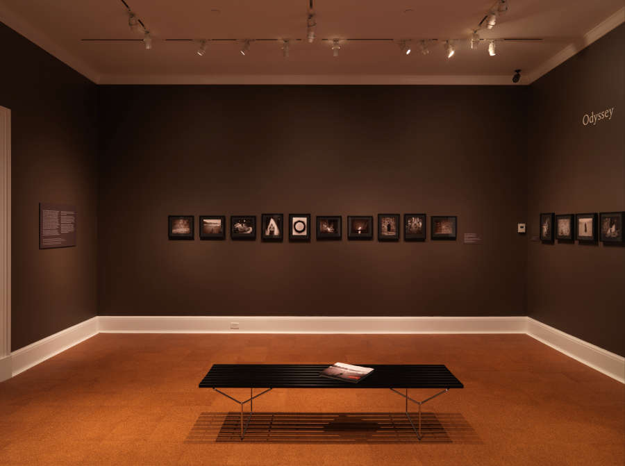 view exhibition image