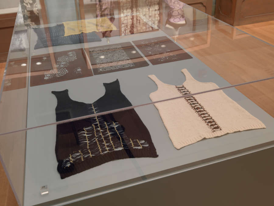 view exhibition image