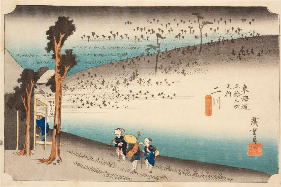 A woodblock print in hues of grey and green. A  landscape of vast plains with hills. Three small figures head toward a small wooden hut on the left. 