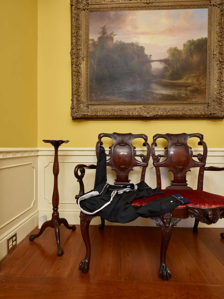 view exhibition image