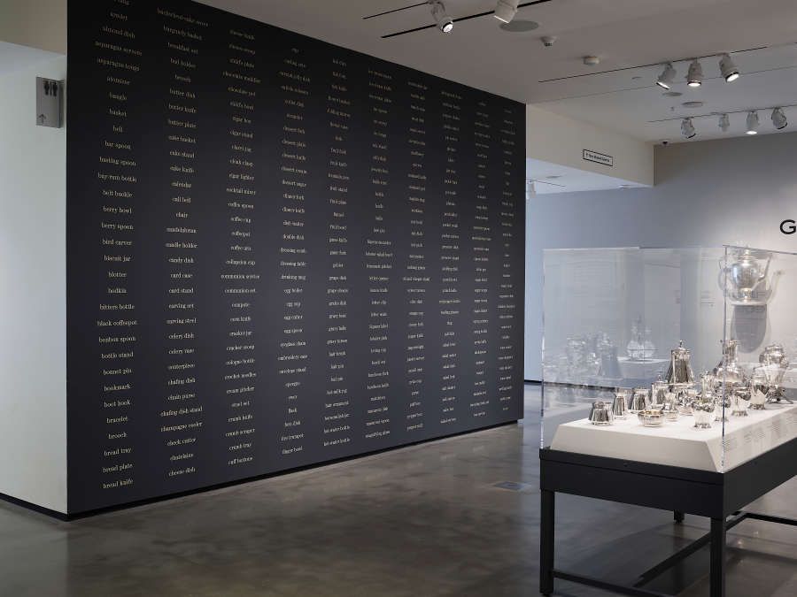 view exhibition image