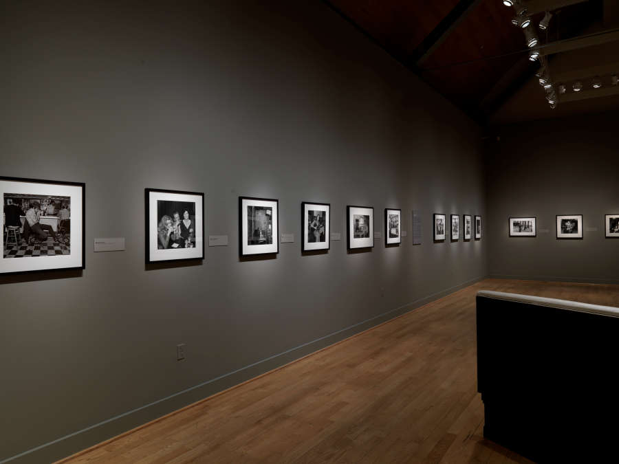 view exhibition image