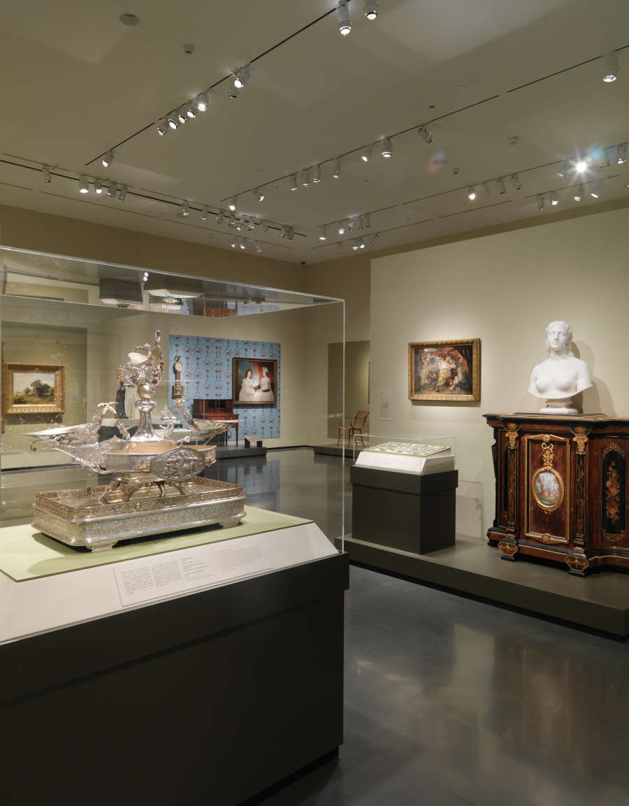 view exhibition image