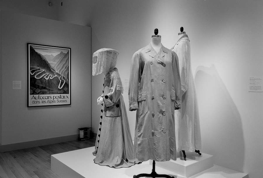 view exhibition image