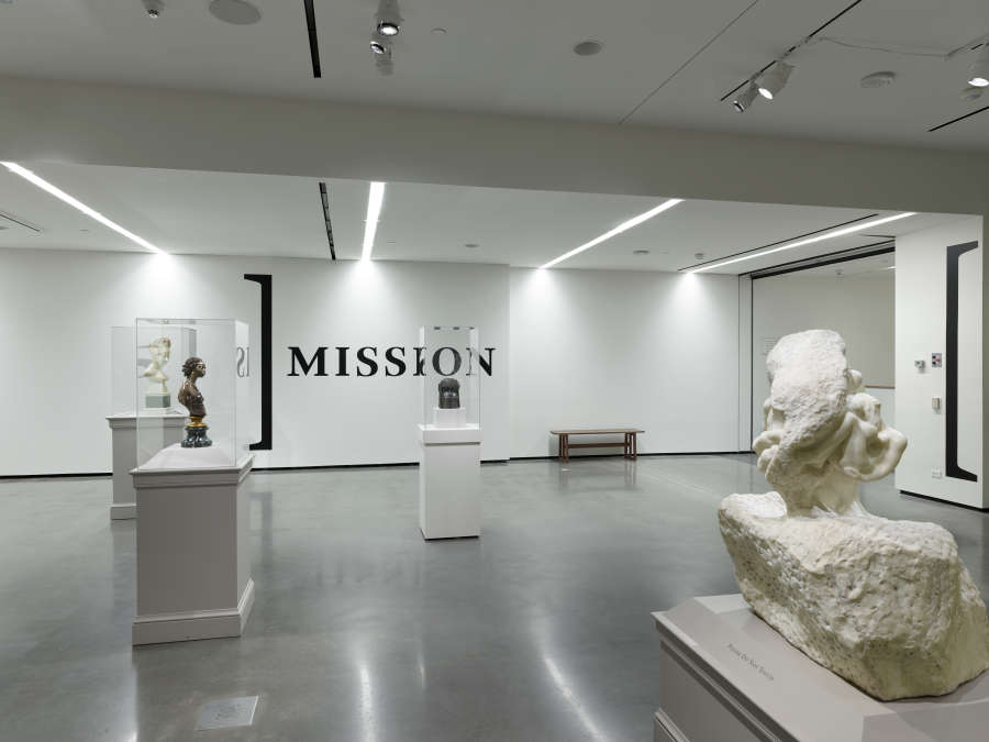 view exhibition image