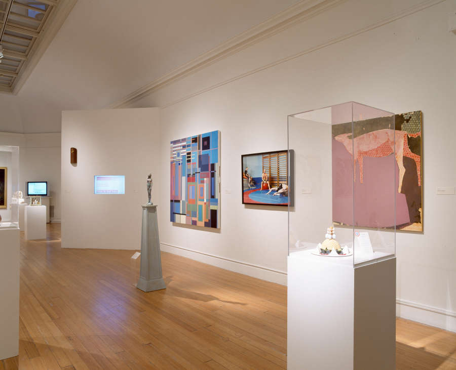 view exhibition image