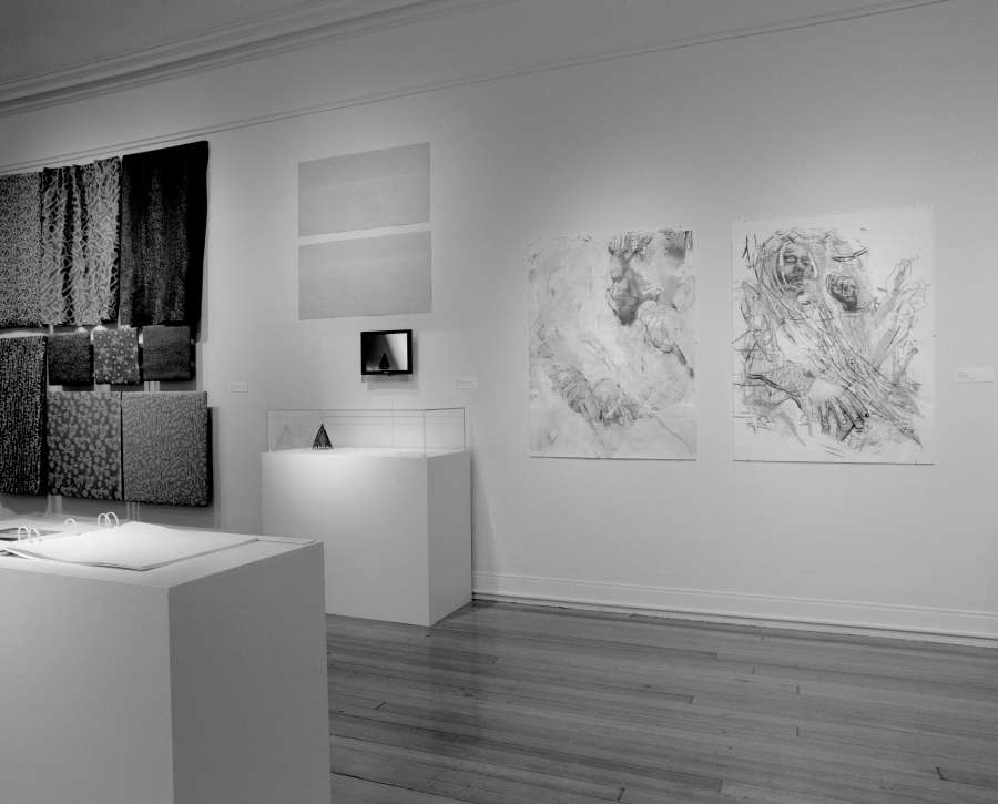 view exhibition image