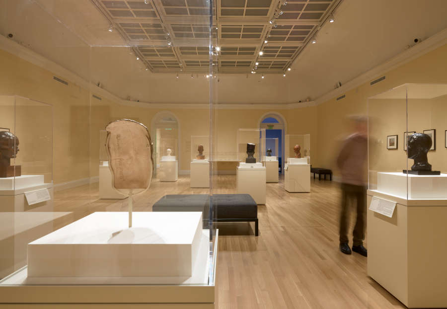 view exhibition image