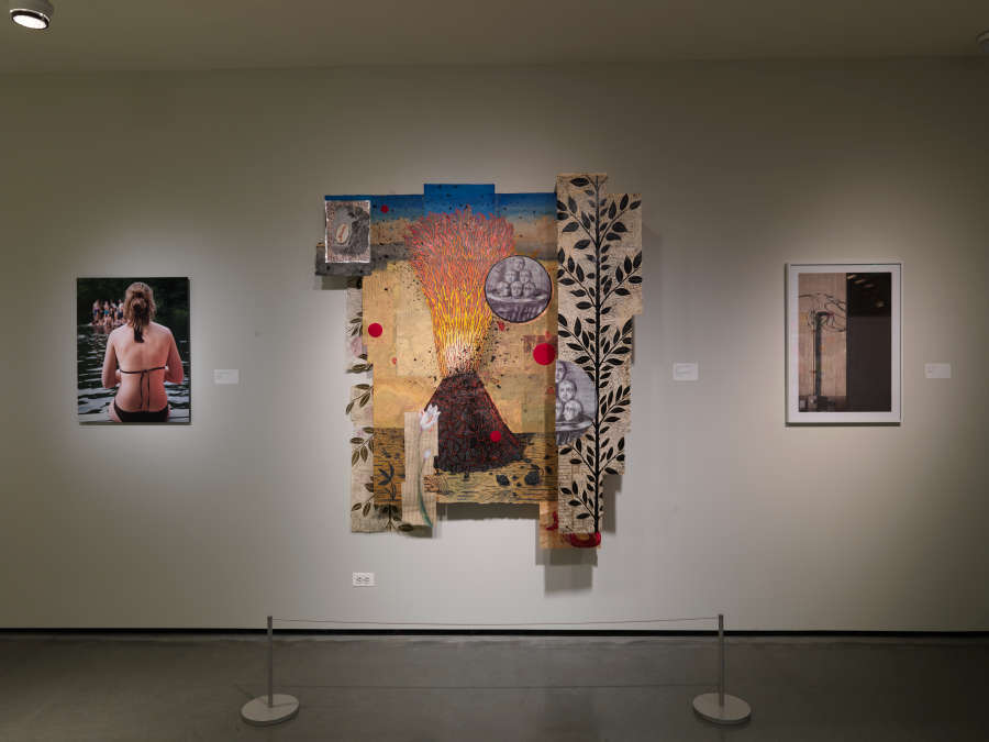 view exhibition image