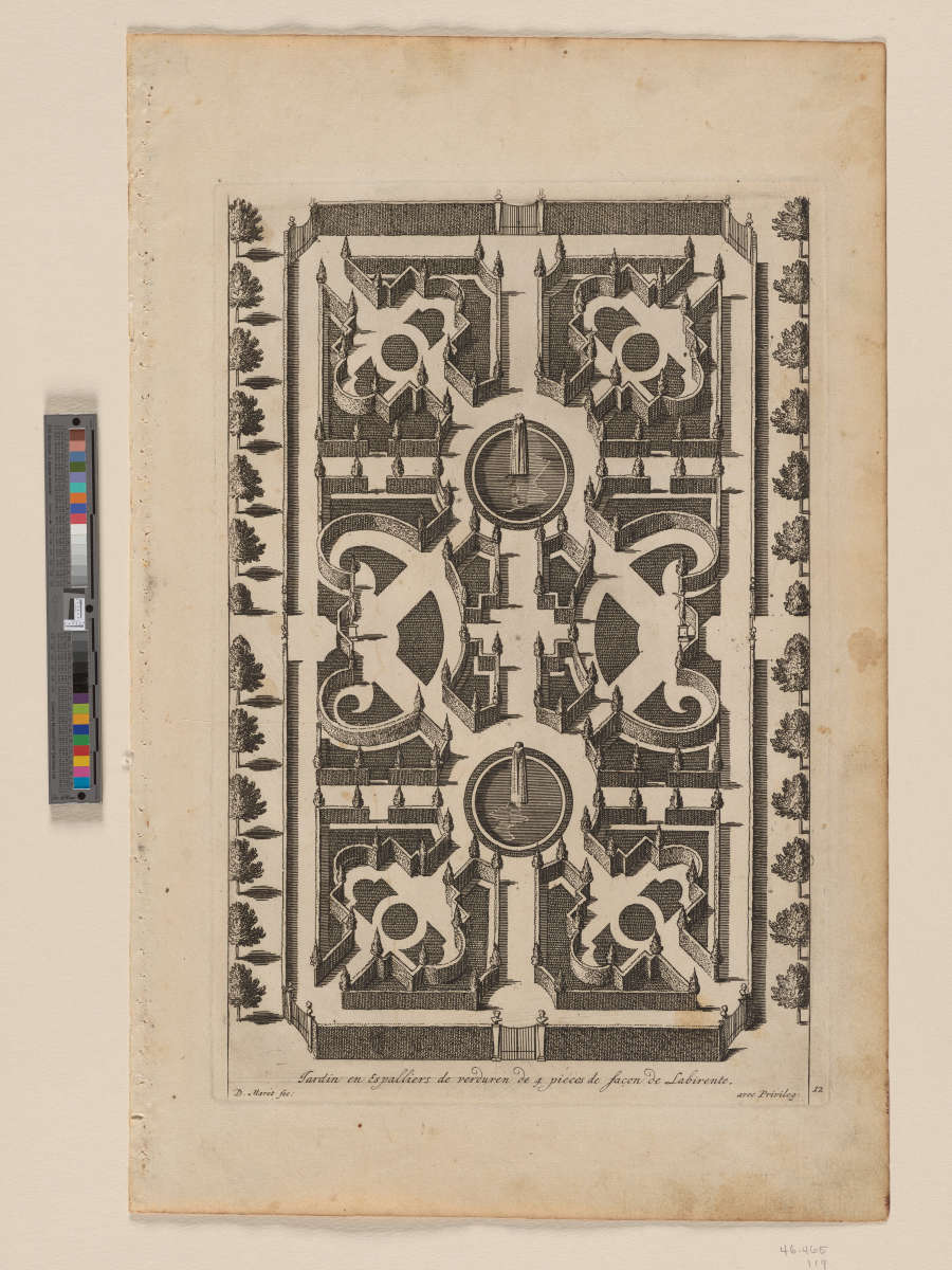 Aerial plan of a rectangular garden, crisply printed in black on beige. The garden is fully symmetrical, divided into six sections and two round islands by horizontal and diagonal paths.