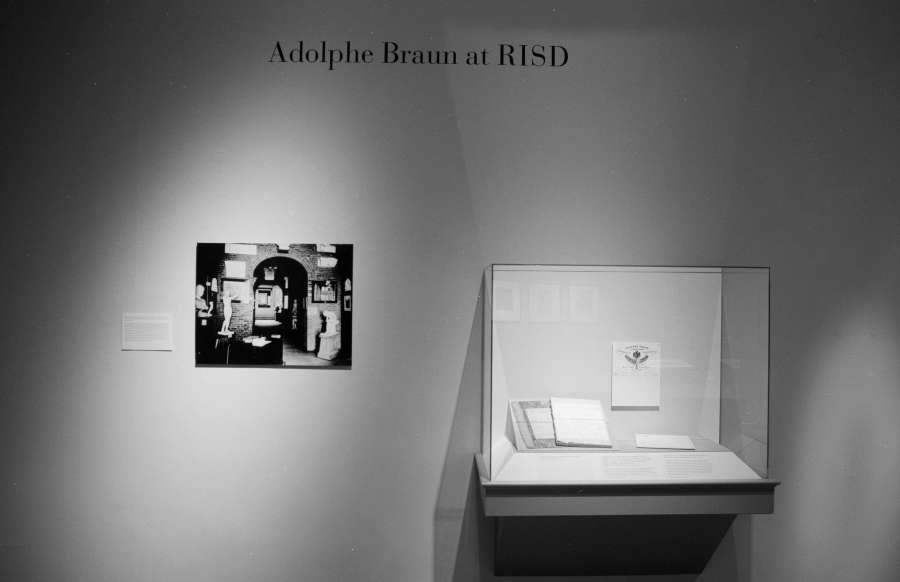 view exhibition image