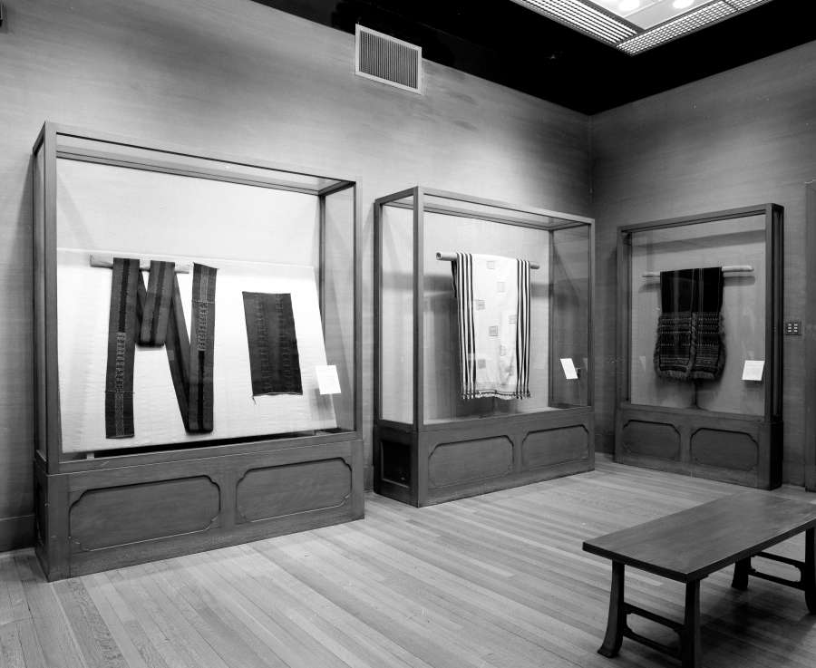 view exhibition image