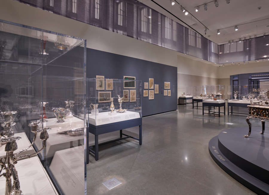 view exhibition image