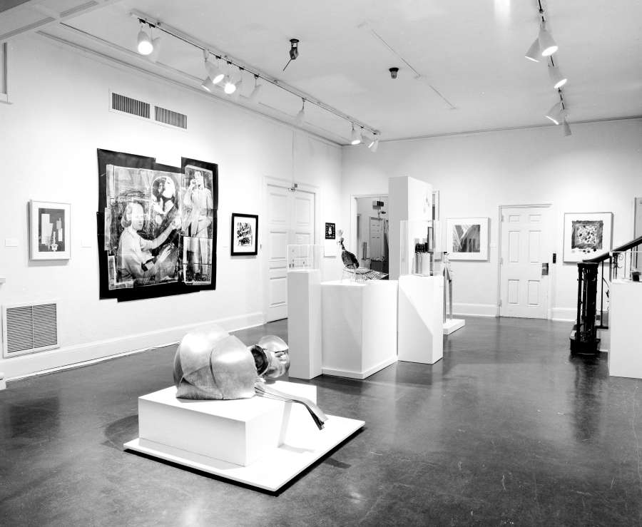view exhibition image