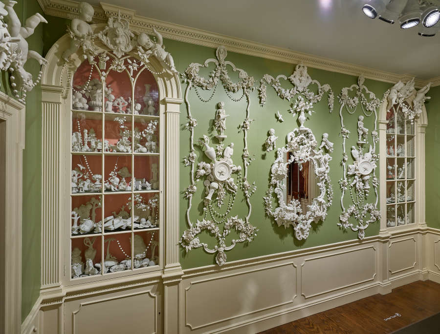 view exhibition image