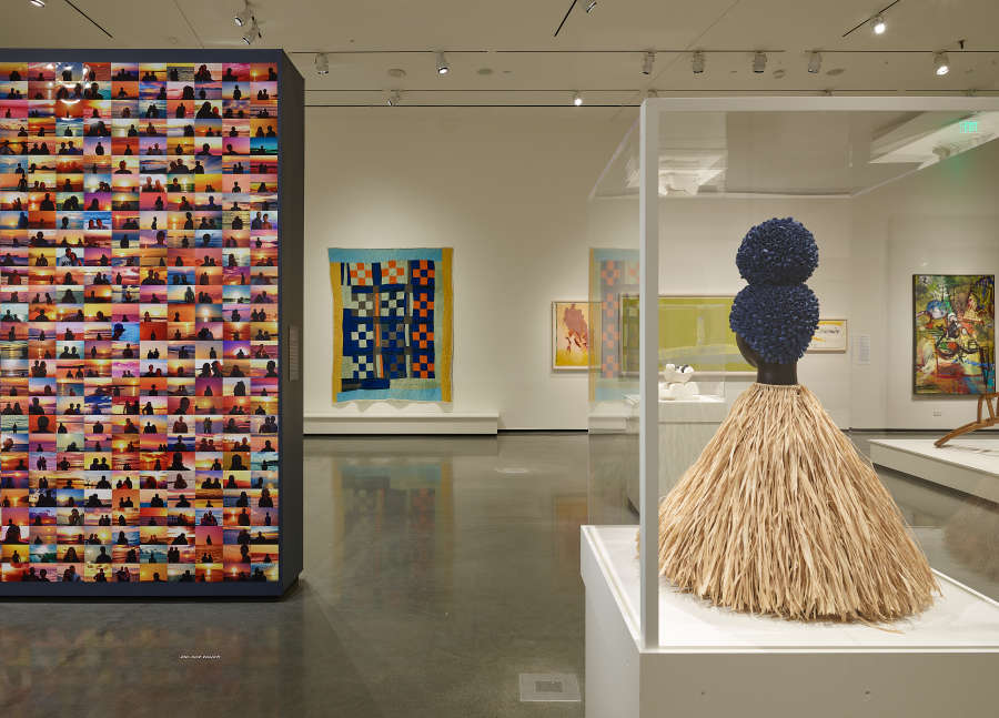 view exhibition image