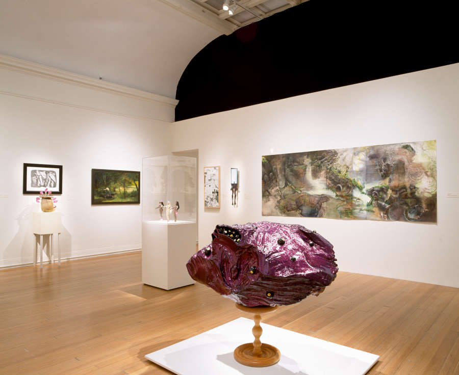 view exhibition image
