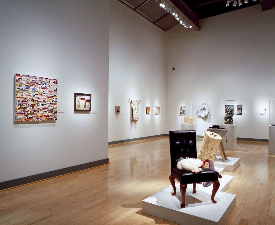 view exhibition image