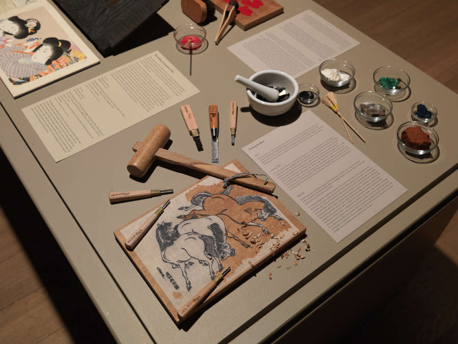 view exhibition image