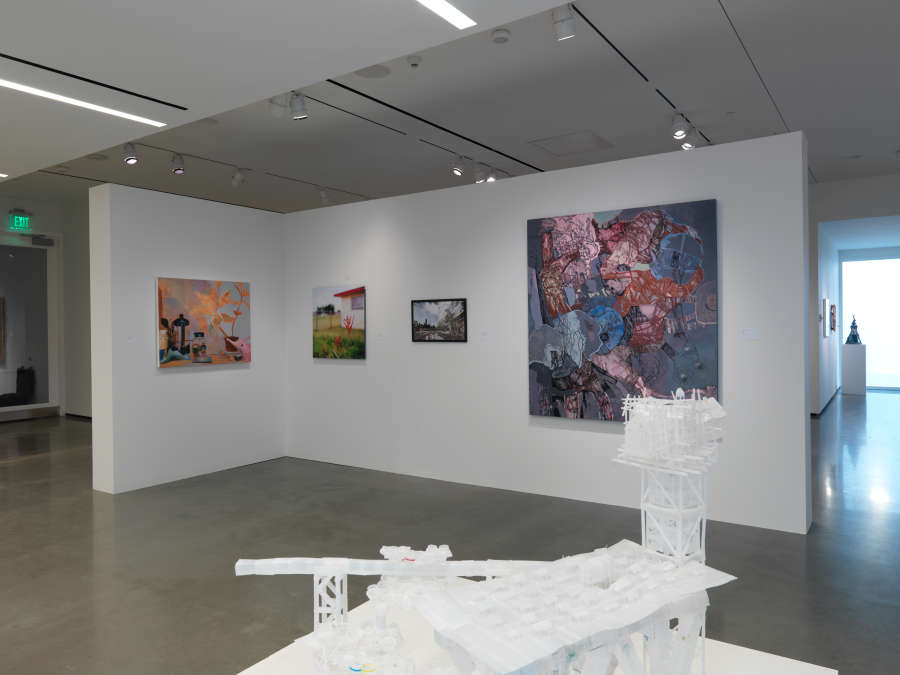 view exhibition image