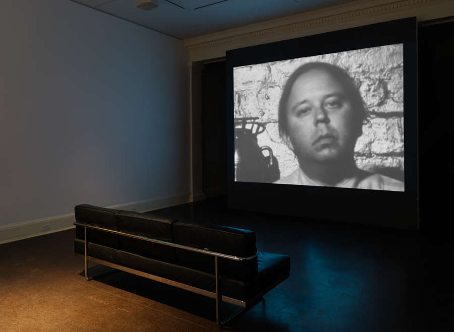 view exhibition image