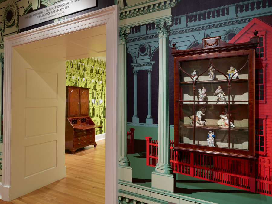 view exhibition image