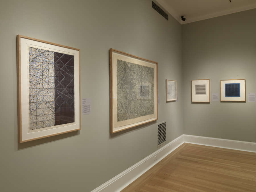 view exhibition image