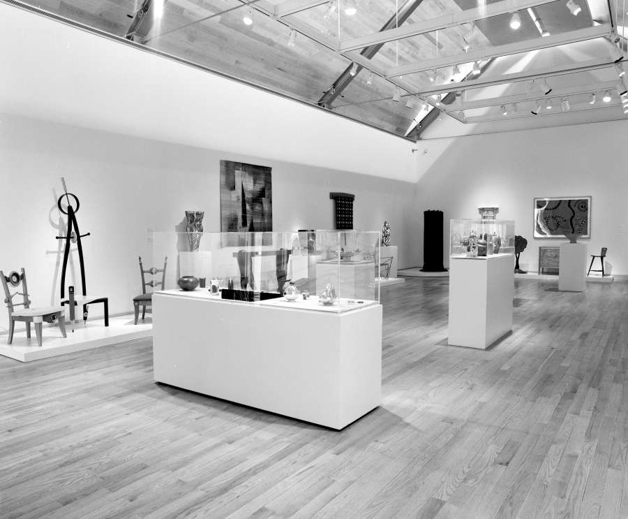 view exhibition image
