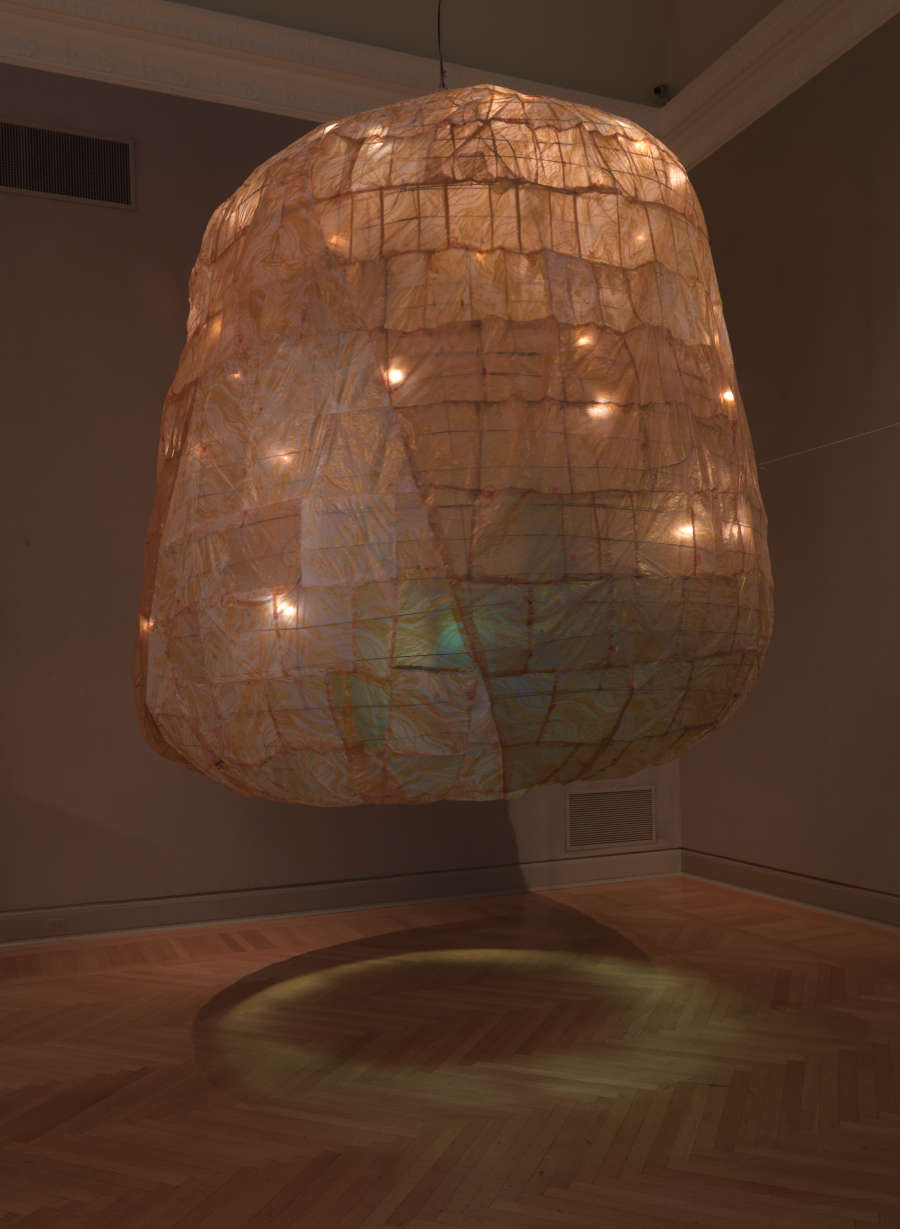 view exhibition image