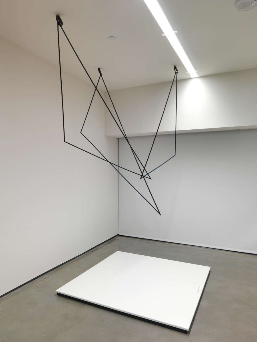 view exhibition image