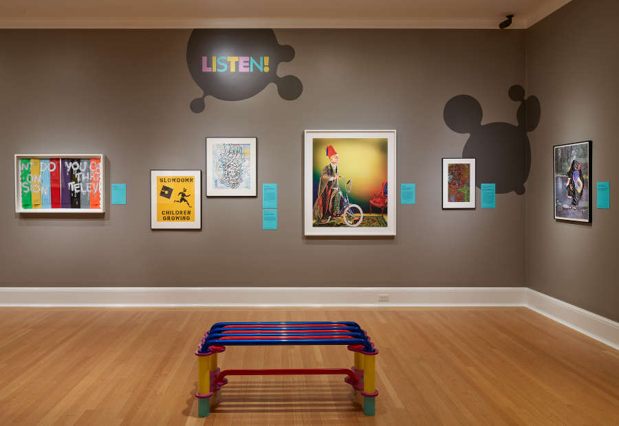 view exhibition image