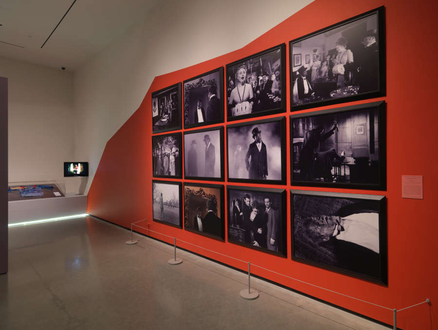 view exhibition image