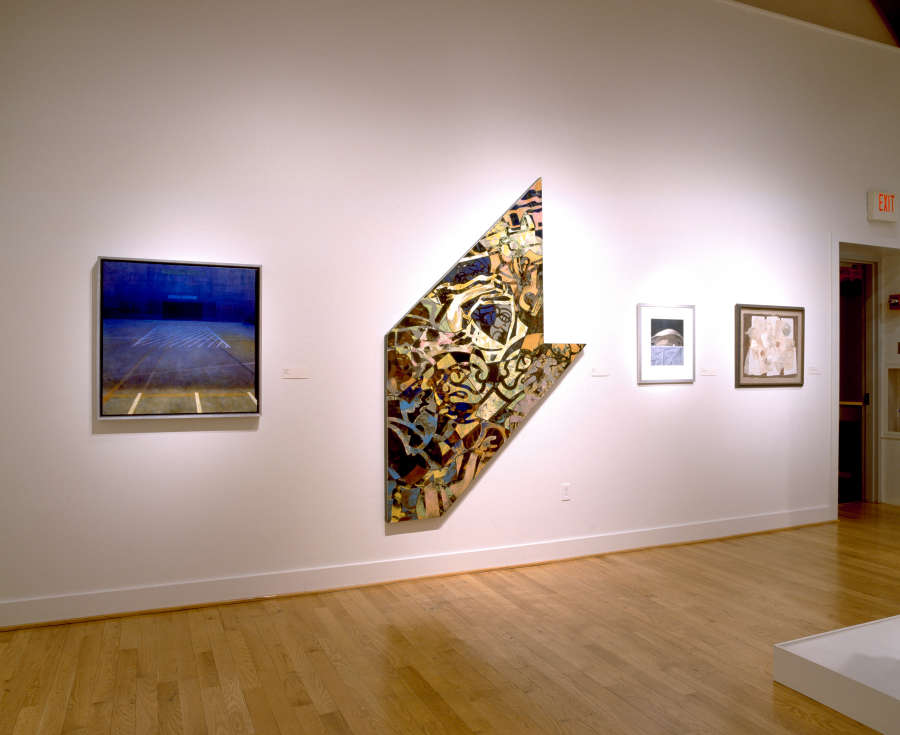 view exhibition image