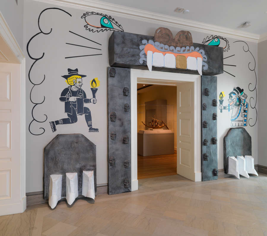 view exhibition image