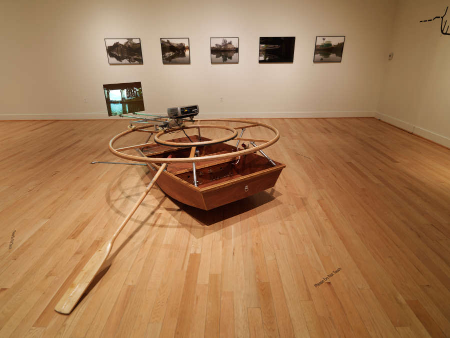 view exhibition image