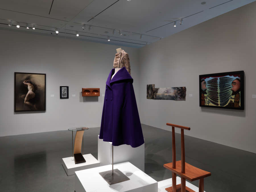 view exhibition image