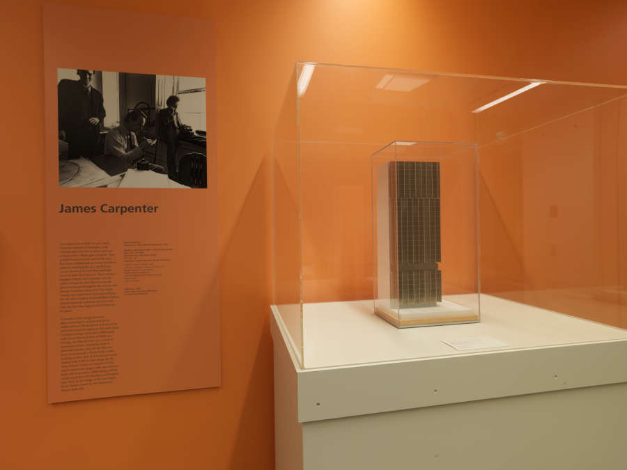 view exhibition image