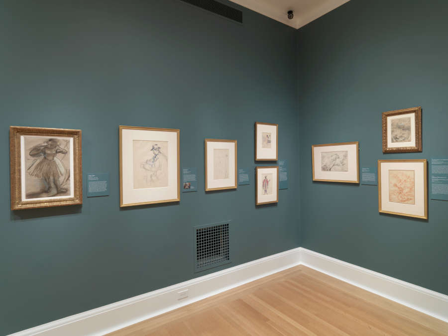 view exhibition image