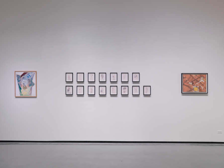 view exhibition image