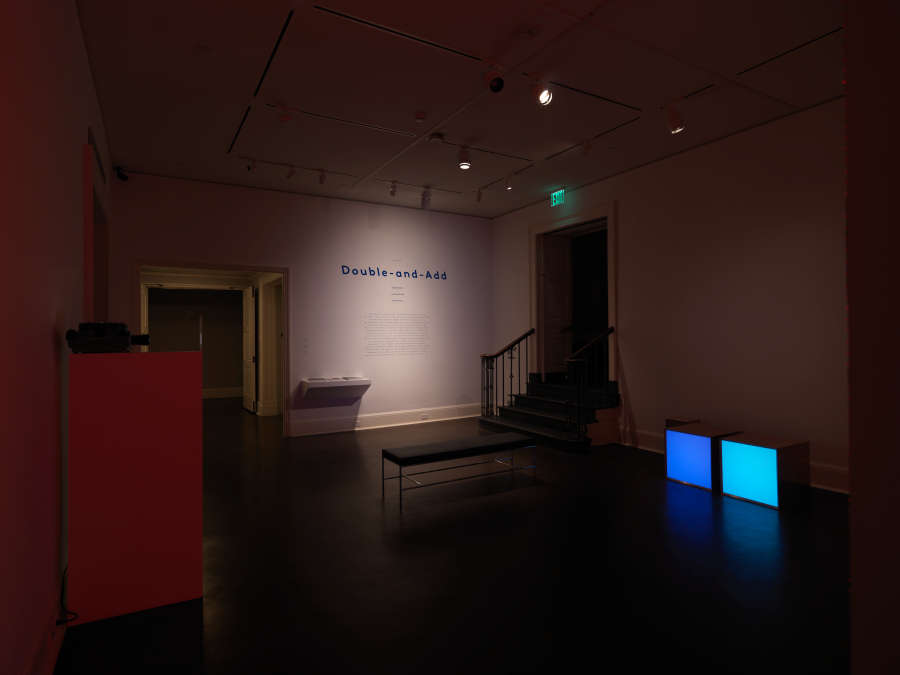 view exhibition image