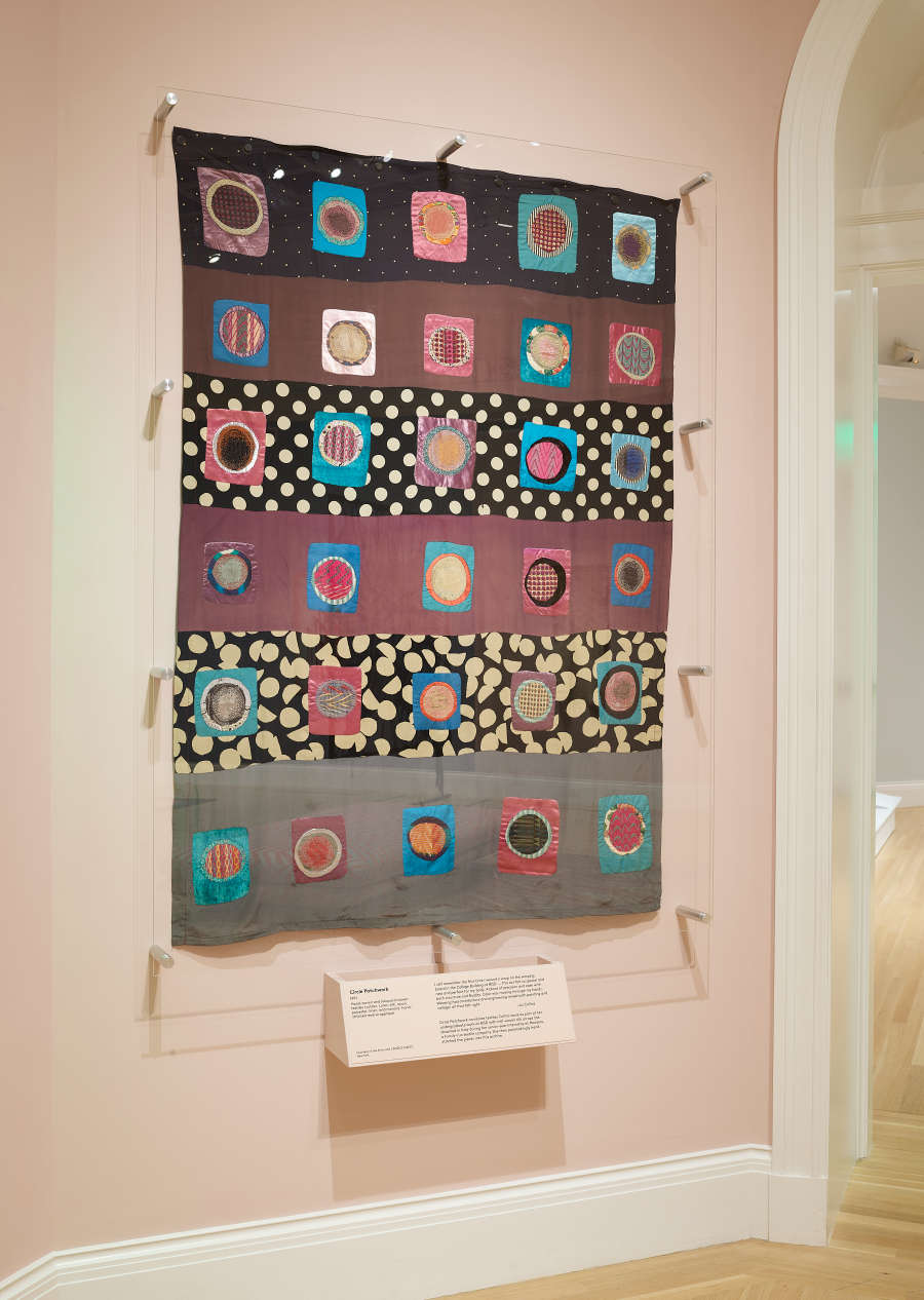 view exhibition image