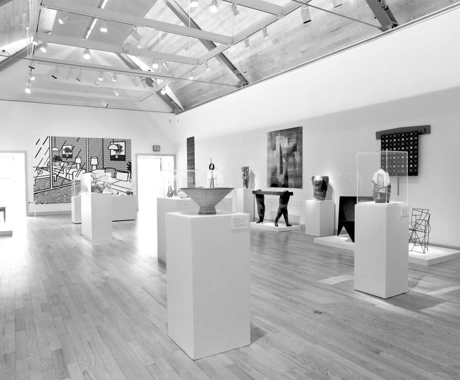view exhibition image