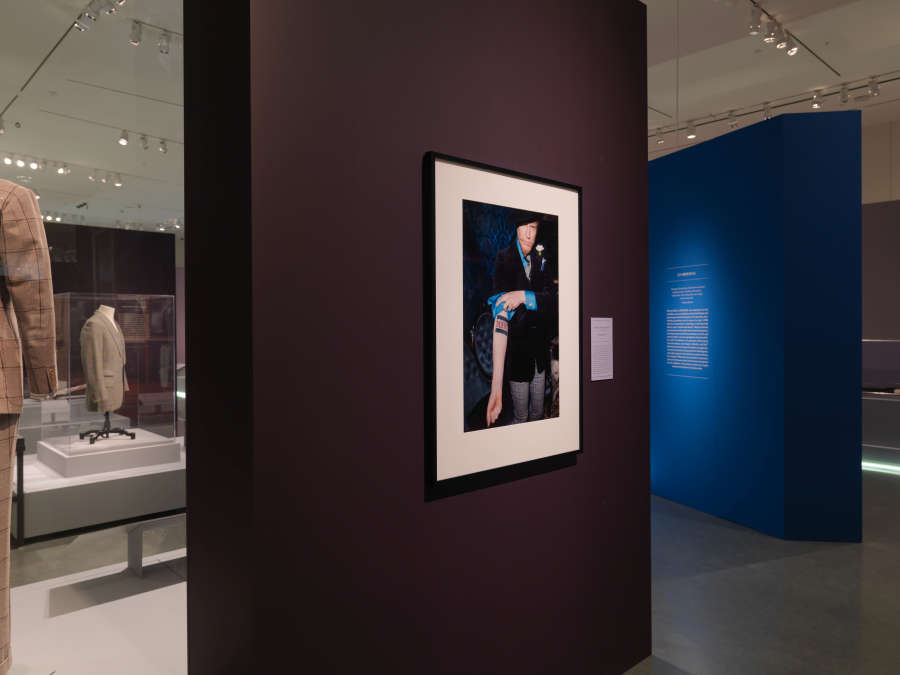 view exhibition image