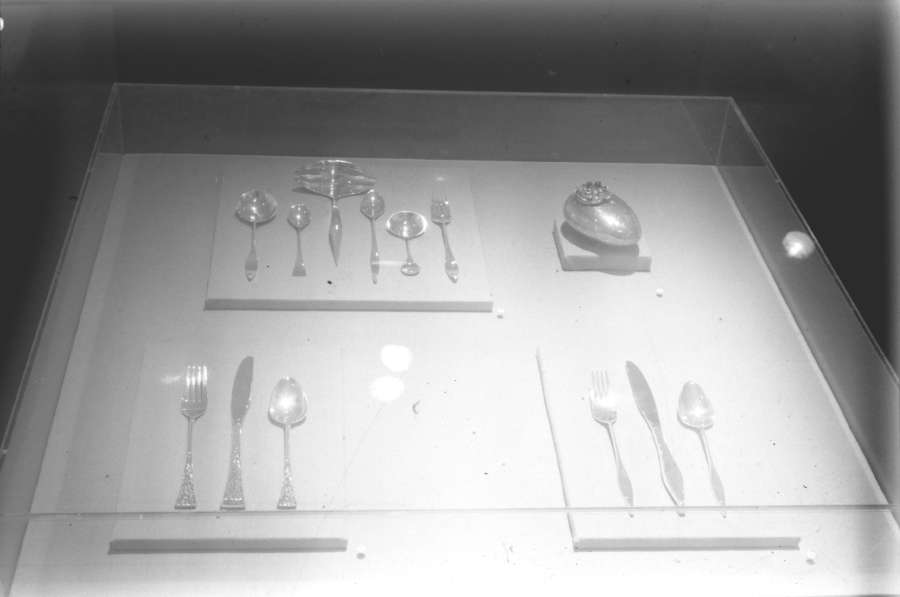 view exhibition image