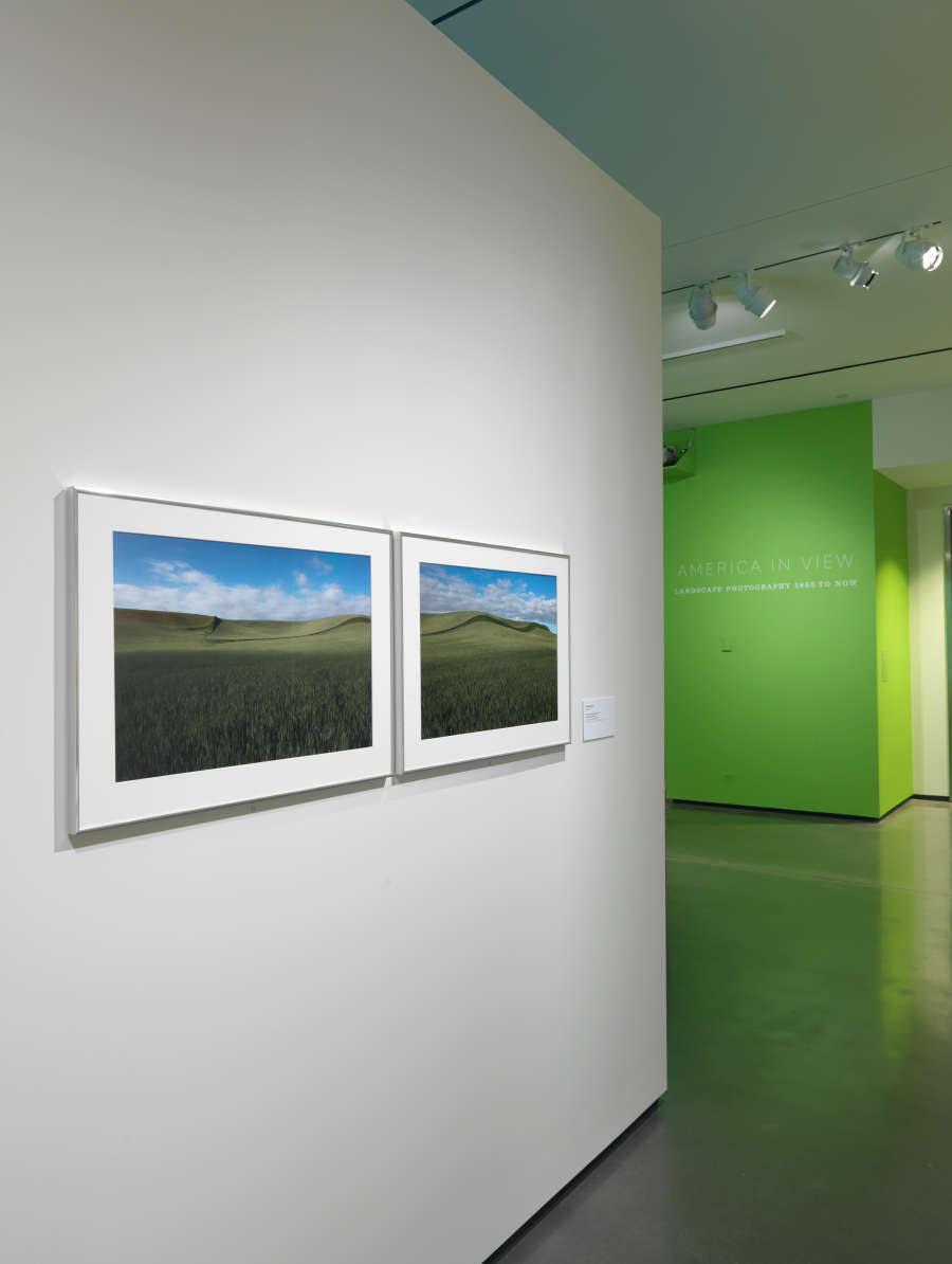 view exhibition image