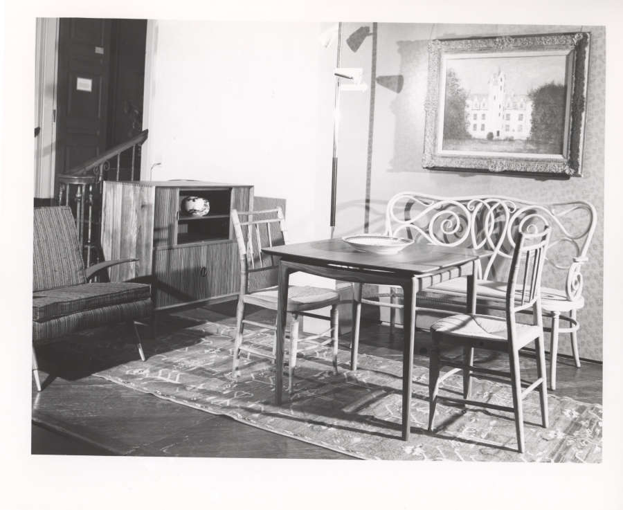 view exhibition image